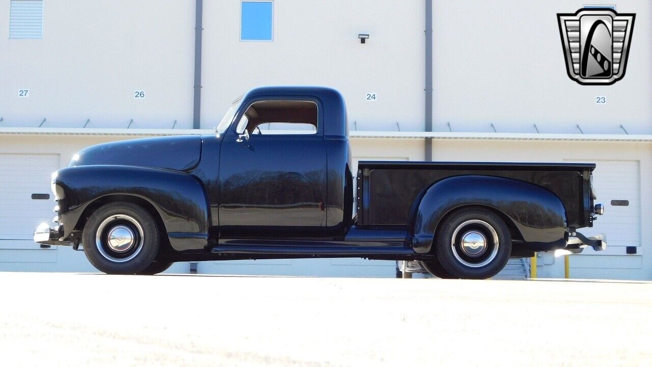 Chevrolet-Other-Pickups-1952-Black-Brown-2-4