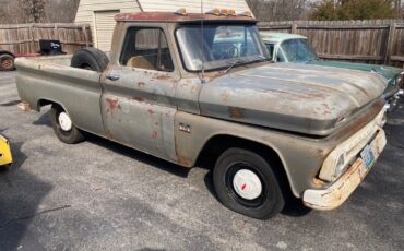 Chevrolet-Other-Pickups-1966-106217-9