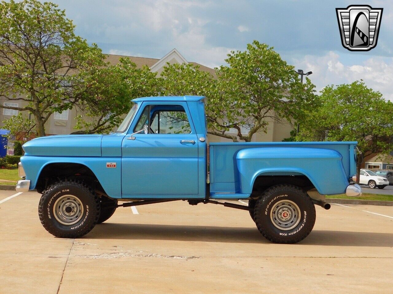 Chevrolet-Other-Pickups-1966-Blue-Blue-121063-3