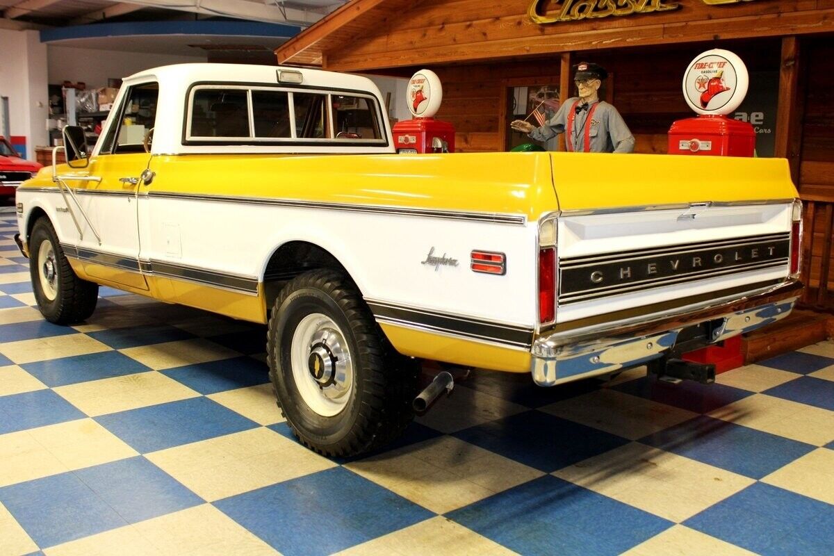 Chevrolet-Other-Pickups-1971-White-Brown-0-5