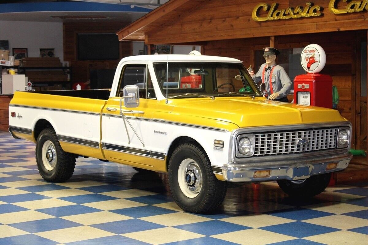 Chevrolet-Other-Pickups-1971-White-Brown-0-8