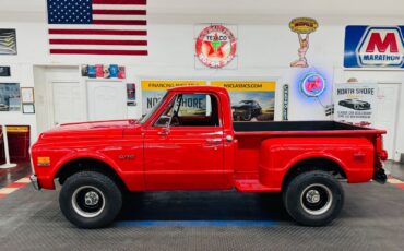 Chevrolet-Other-Pickups-1972-Red-Black-2165-3