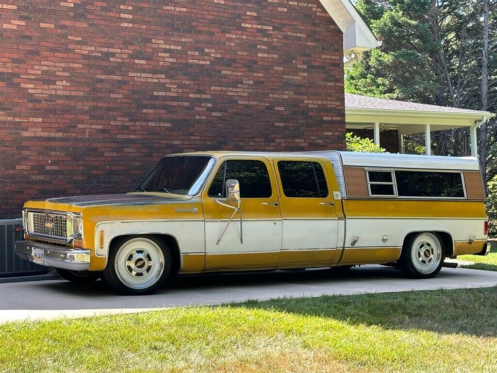 Chevrolet-Other-Pickups-1973-Two-Tone-Tan-0-7