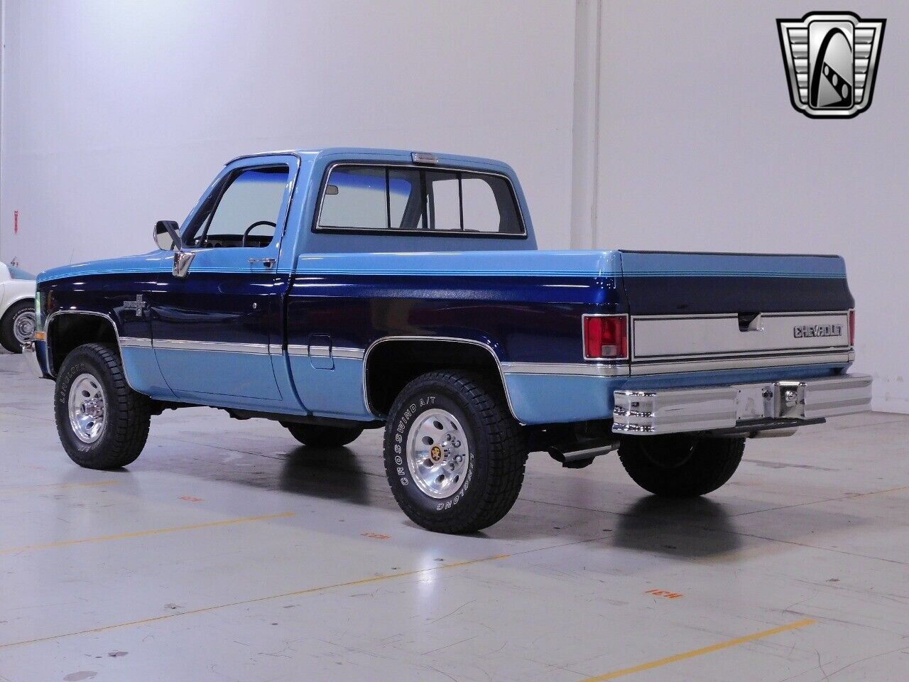 Chevrolet-Other-Pickups-1986-Blue-Blue-964-3