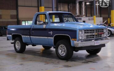 Chevrolet-Other-Pickups-1986-Blue-Blue-964-5