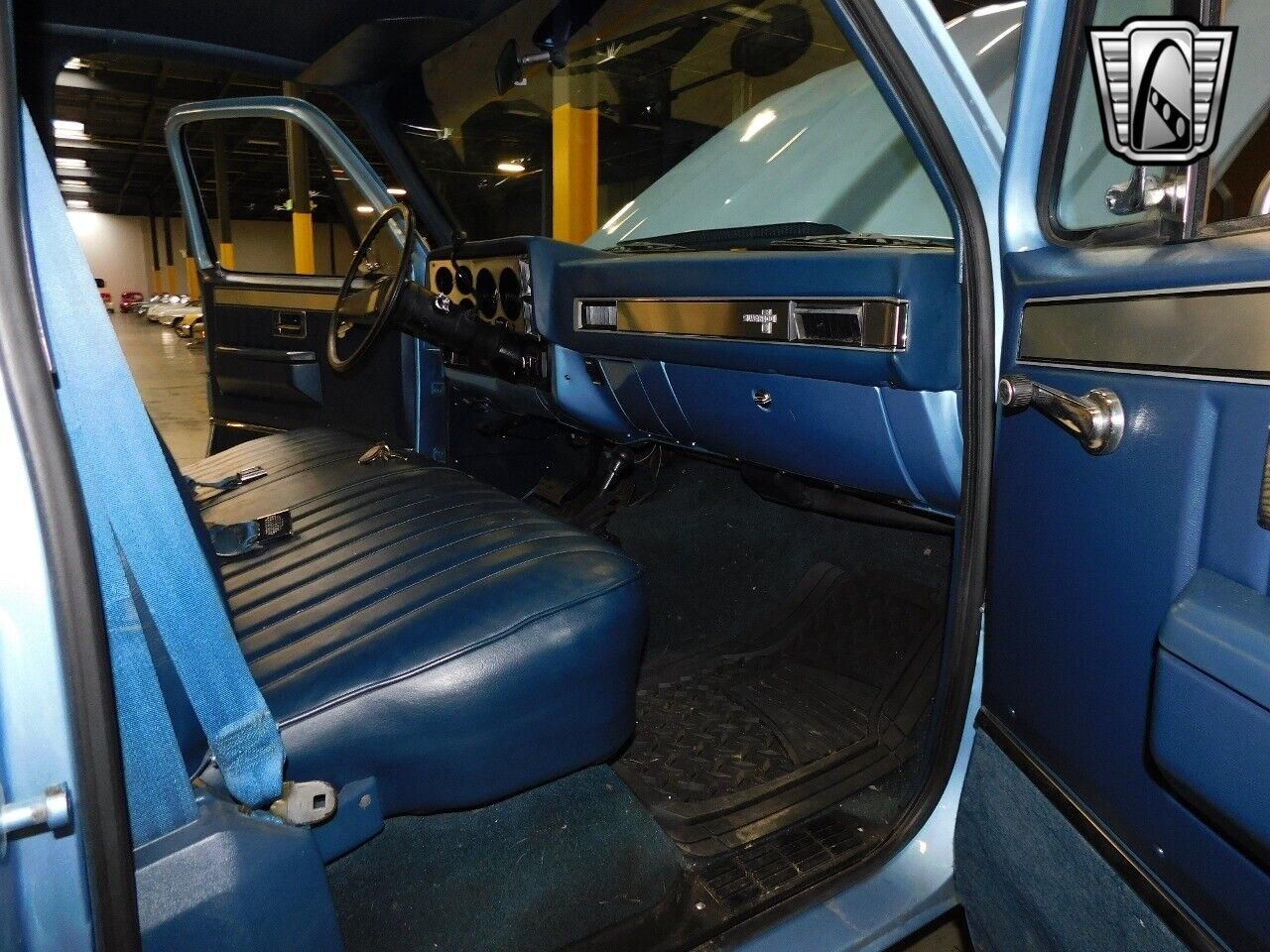 Chevrolet-Other-Pickups-1986-Blue-Blue-964-7