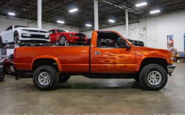 Chevrolet-Other-Pickups-1988-Orange-Black-205833-6