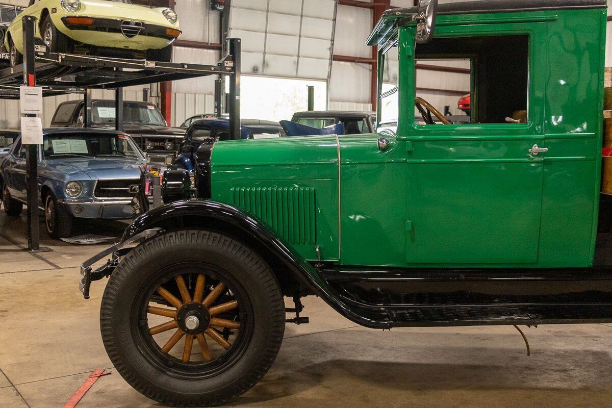 Chevrolet-Other-Pickups-Pickup-1926-Green-Tan-40918-1