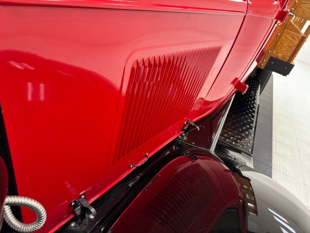 Chevrolet-Other-Pickups-Pickup-1931-Red-Beige-26277-10