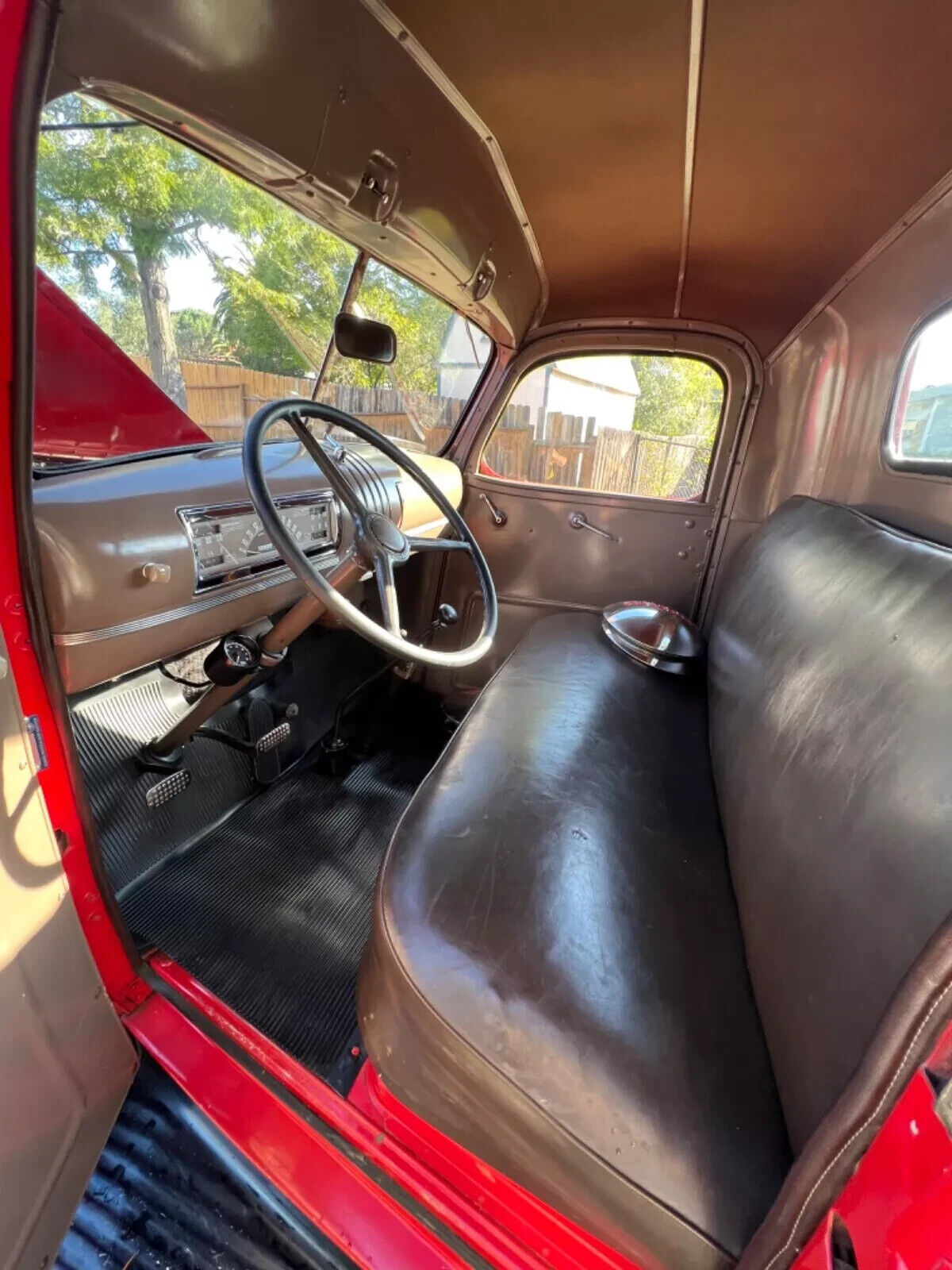 Chevrolet-Other-Pickups-Pickup-1946-Red-Brown-644-3