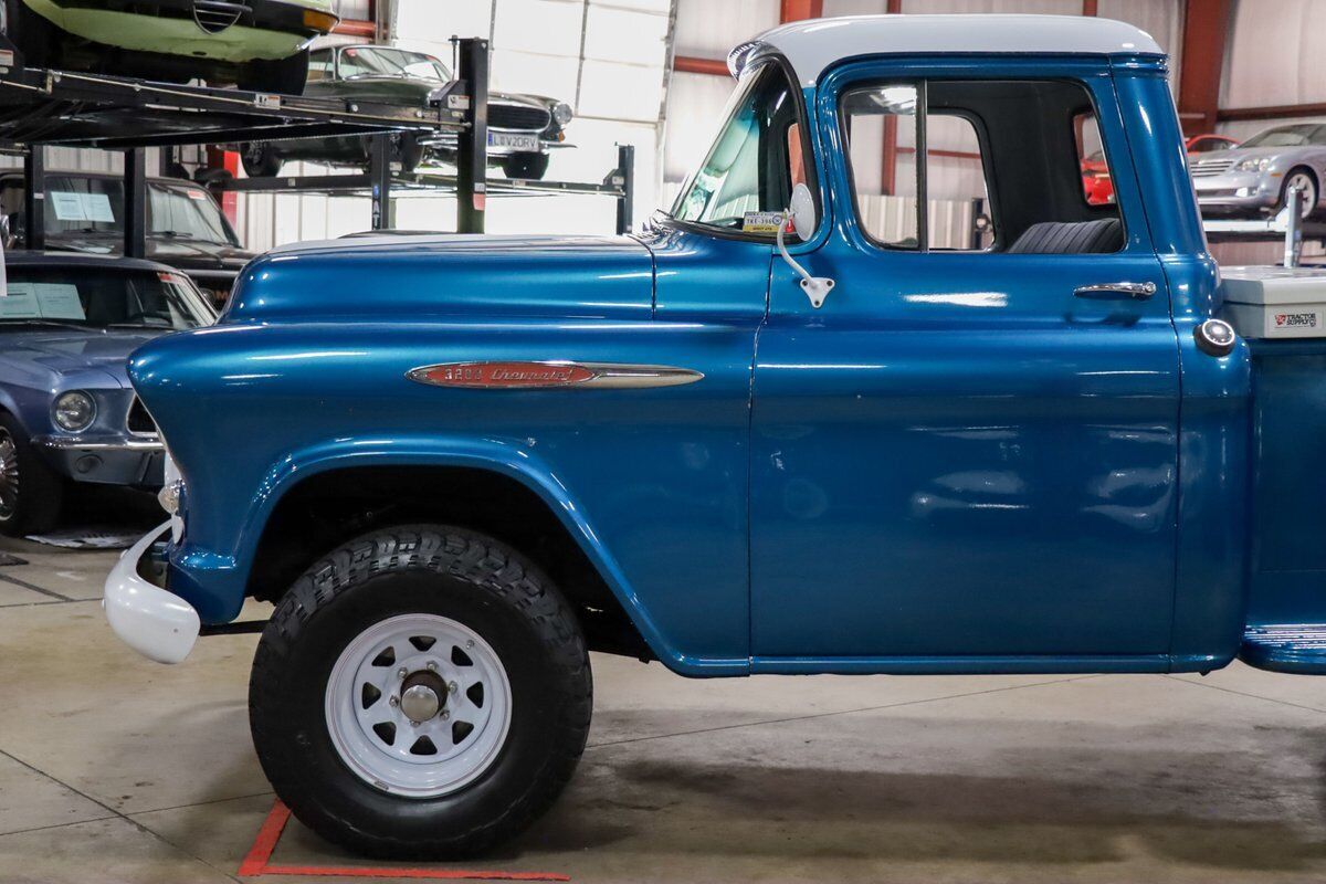 Chevrolet-Other-Pickups-Pickup-1957-Blue-Black-122584-2