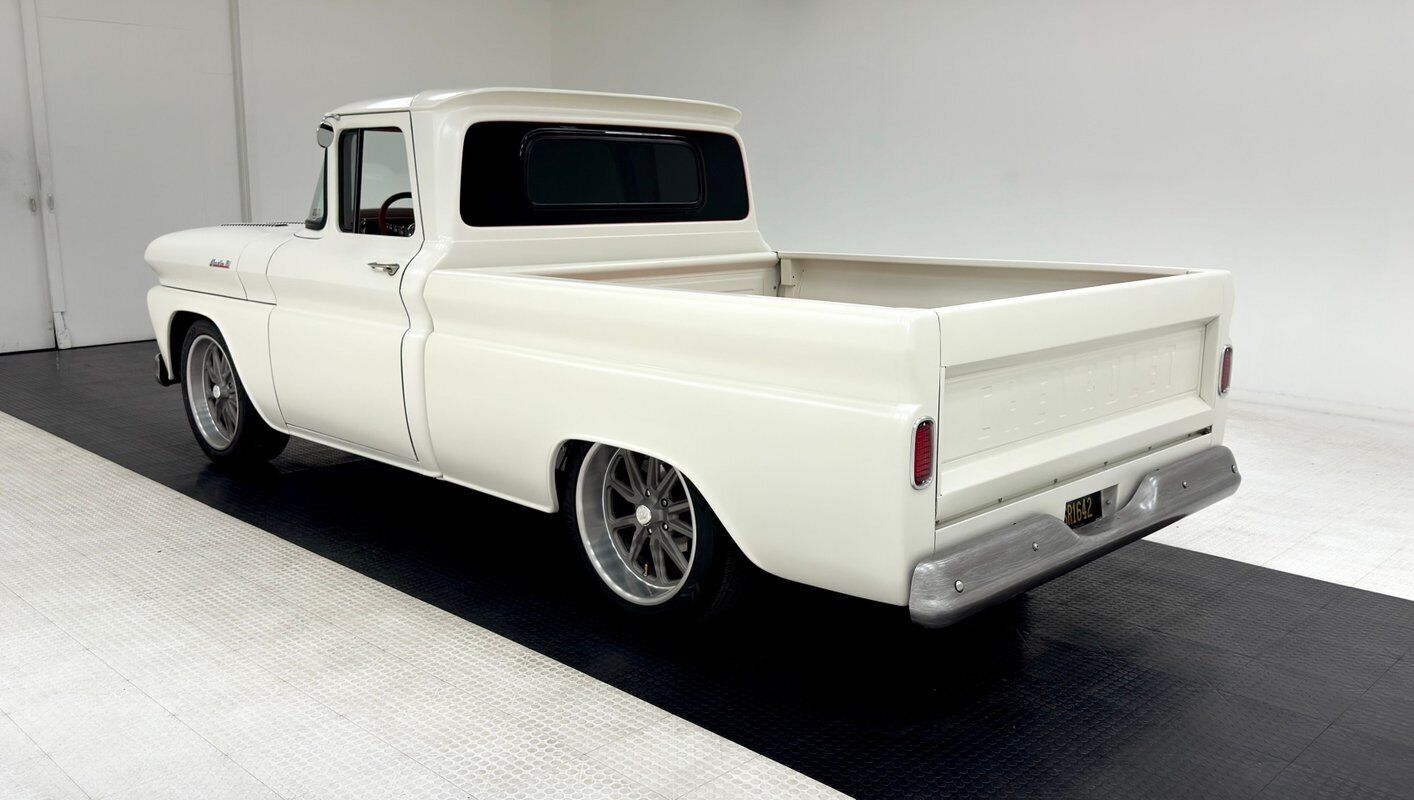 Chevrolet-Other-Pickups-Pickup-1961-White-Red-707-2