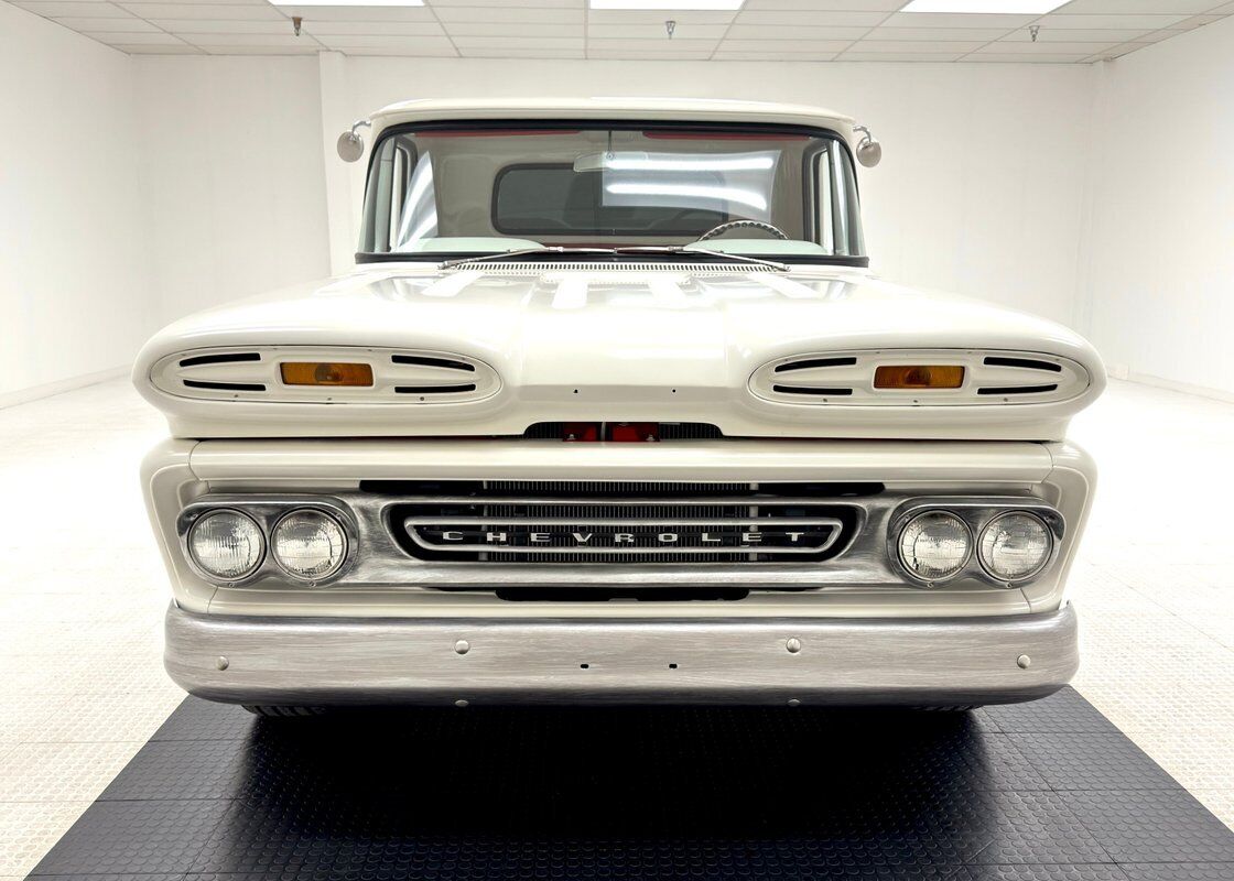 Chevrolet-Other-Pickups-Pickup-1961-White-Red-707-7