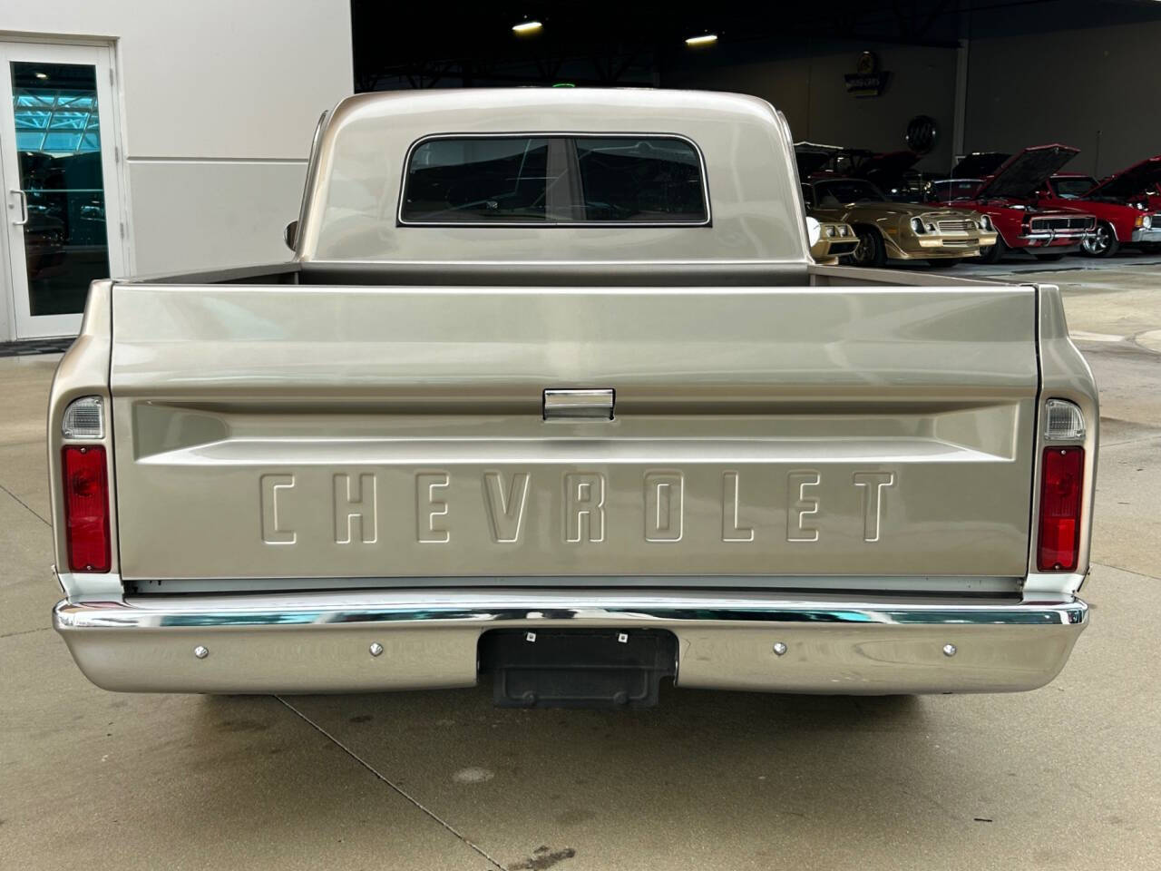 Chevrolet-Other-Pickups-Pickup-1967-Beige-Tan-1854-5