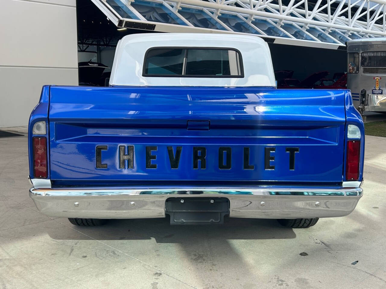 Chevrolet-Other-Pickups-Pickup-1967-Blue-Brown-1999-5