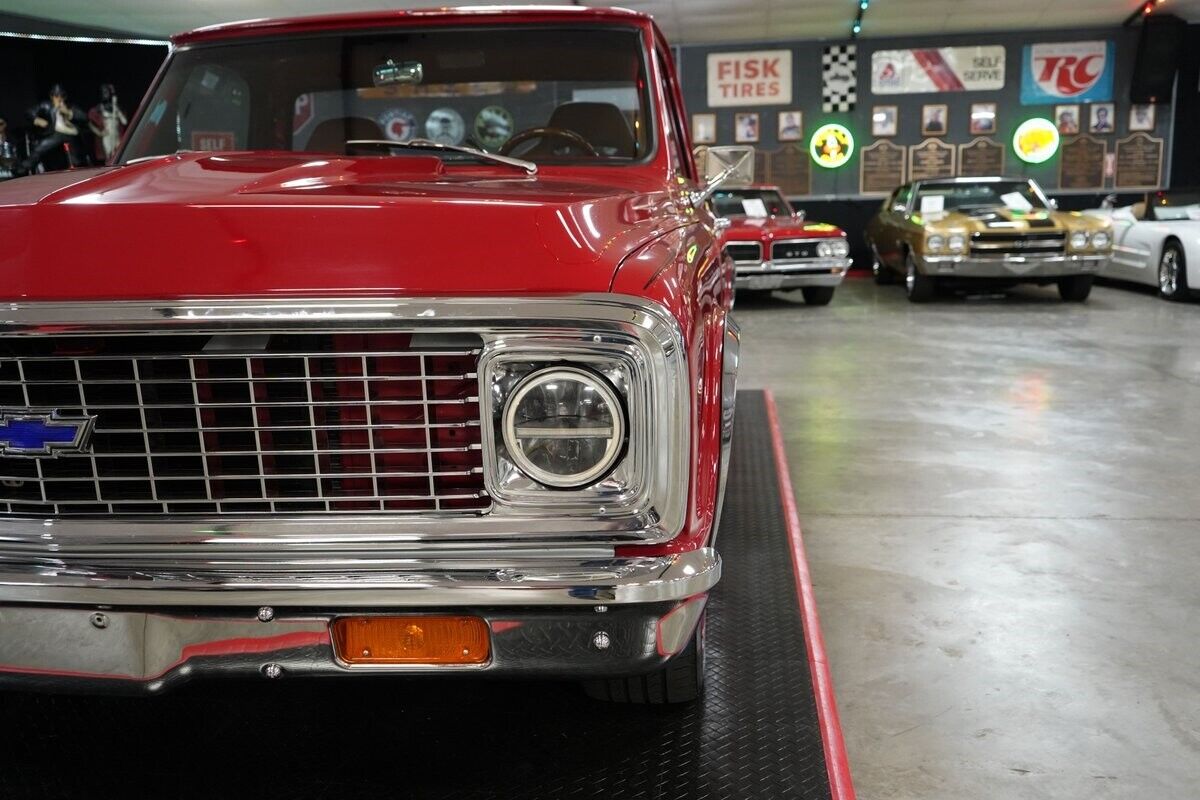 Chevrolet-Other-Pickups-Pickup-1971-Red-Brown-0-27