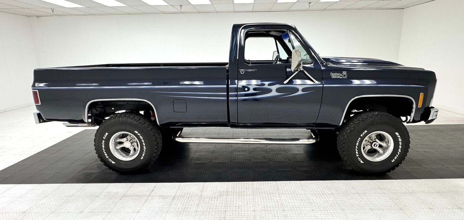 Chevrolet-Other-Pickups-Pickup-1979-Blue-Blue-141851-5