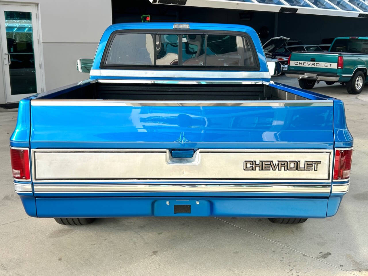 Chevrolet-Other-Pickups-Pickup-1981-Blue-Black-87387-5