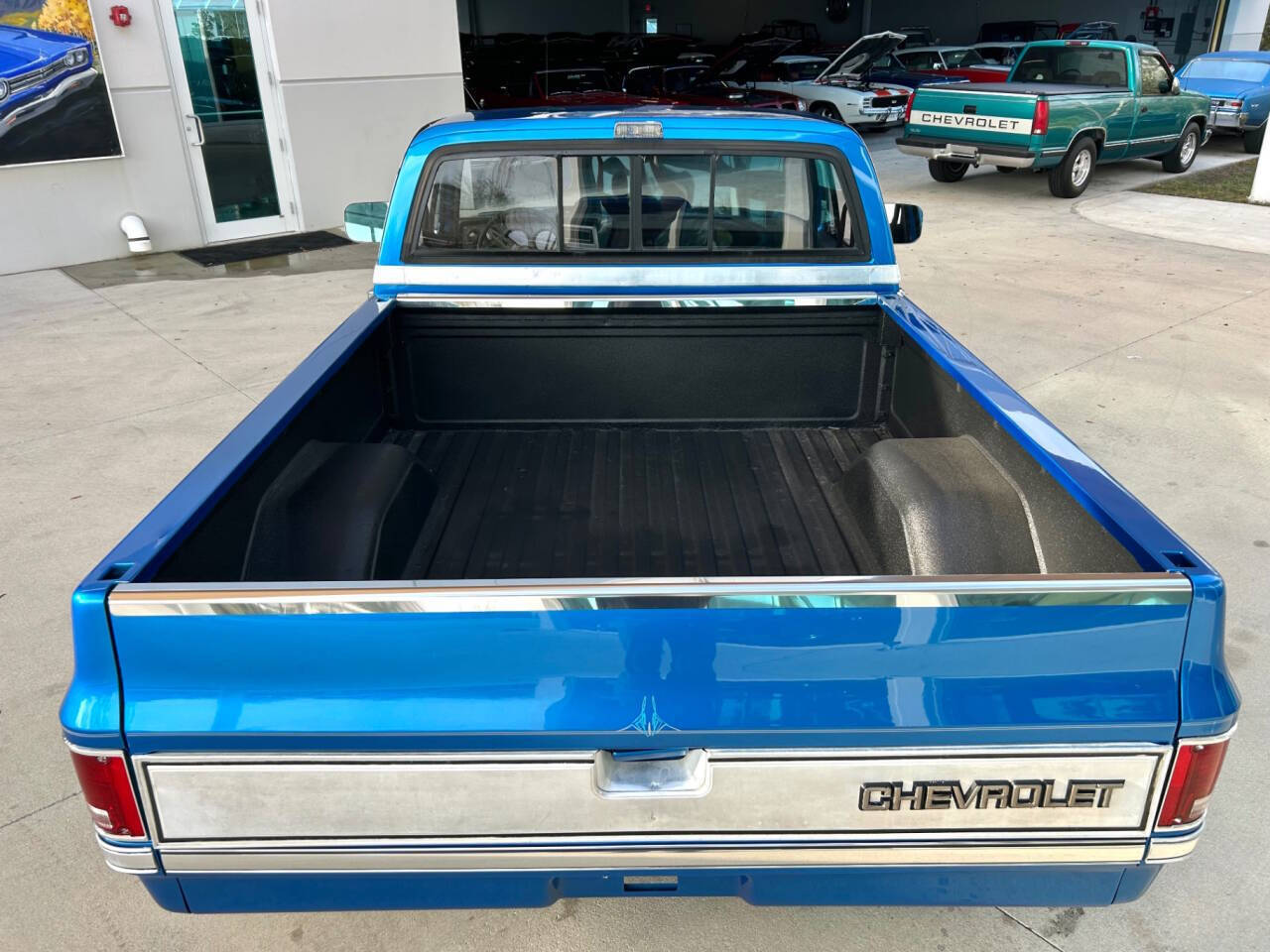 Chevrolet-Other-Pickups-Pickup-1981-Blue-Black-87387-6