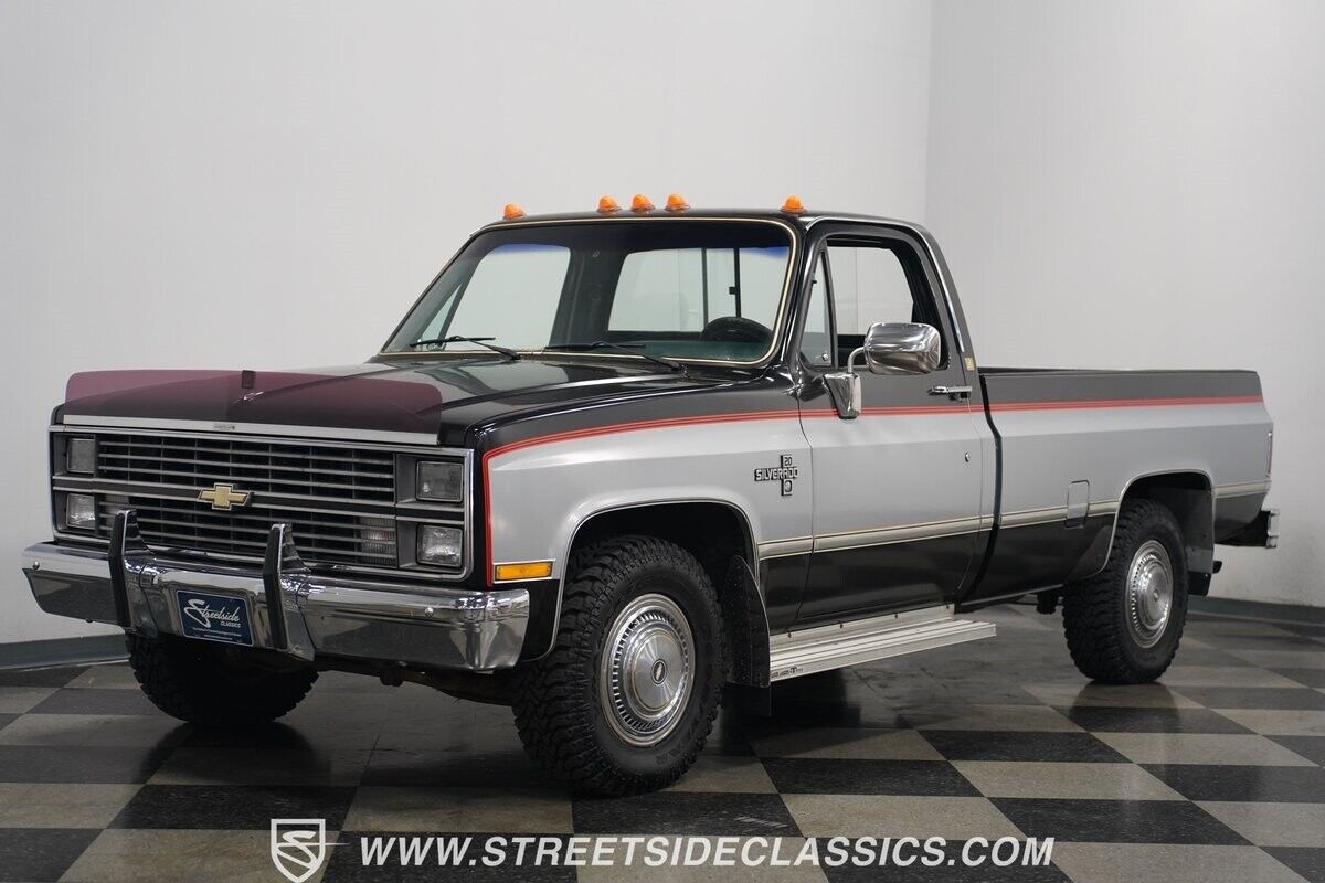 Chevrolet-Other-Pickups-Pickup-1984-Black-Black-37839-6