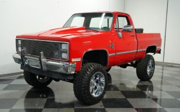 Chevrolet-Other-Pickups-Pickup-1984-Red-Black-56321-5