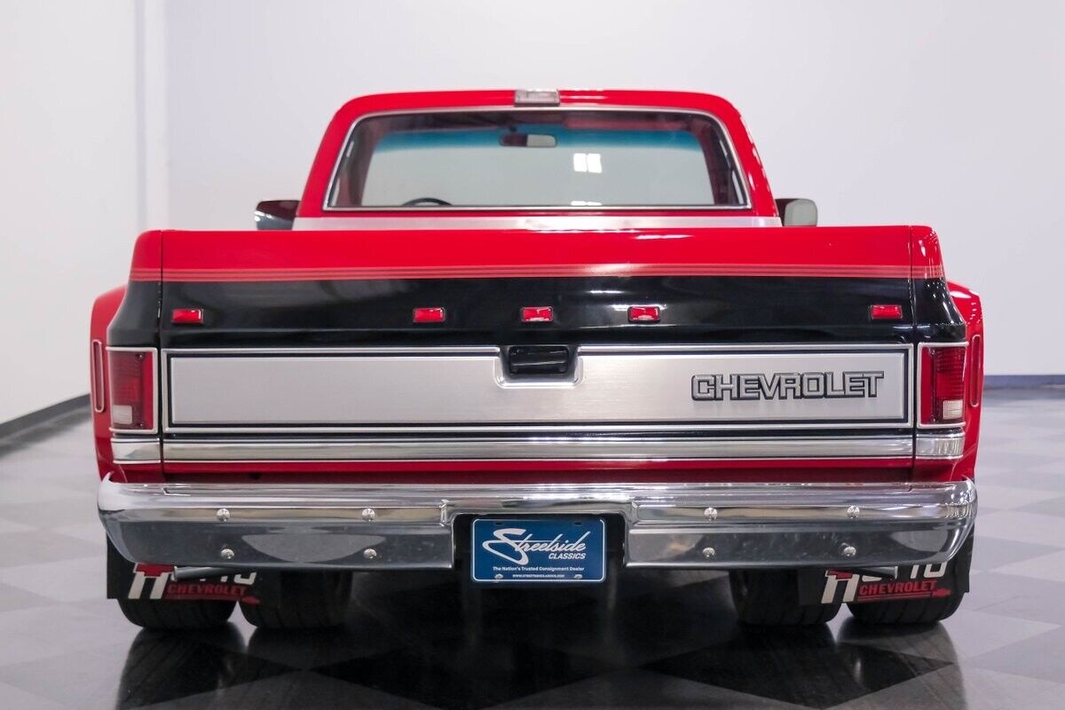 Chevrolet-Other-Pickups-Pickup-1986-Red-Red-95573-10