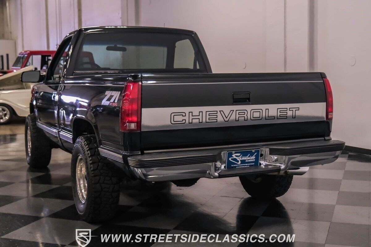 Chevrolet-Other-Pickups-Pickup-1989-Black-Gray-237423-10