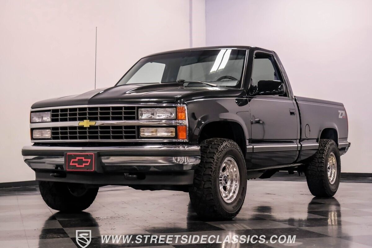 Chevrolet-Other-Pickups-Pickup-1989-Black-Gray-237423-6