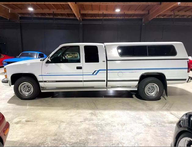 Chevrolet-Other-Pickups-Pickup-1994-White-Blue-121196-2