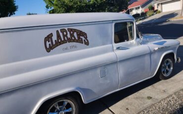 Chevrolet-Panel-truck-1956-white-1609-1