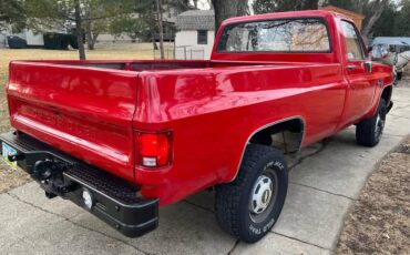 Chevrolet-Pickup-diesel-1985-red-205996-5