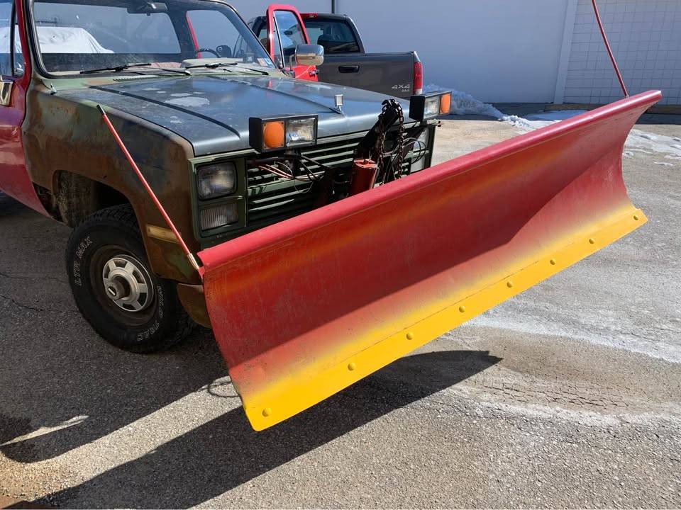 Chevrolet-Pickup-diesel-1985-red-205996-9