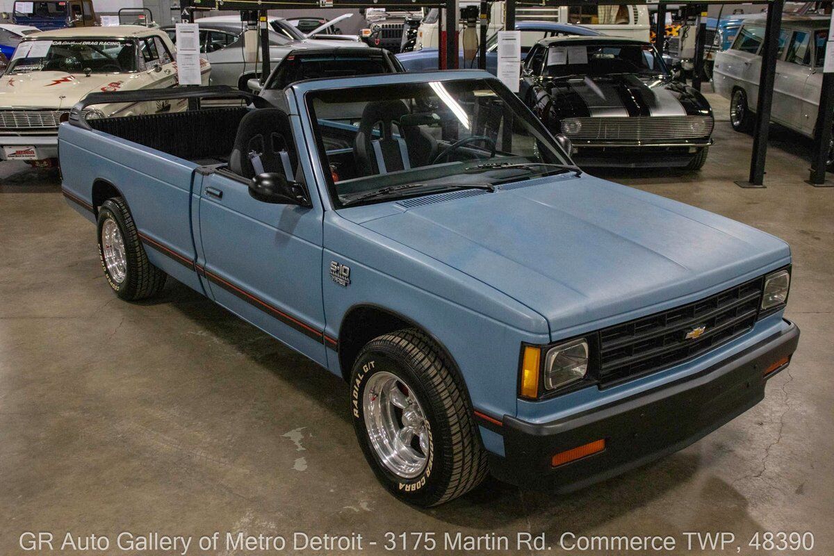 Chevrolet-S-10-1984-Blue-Black-137898-8