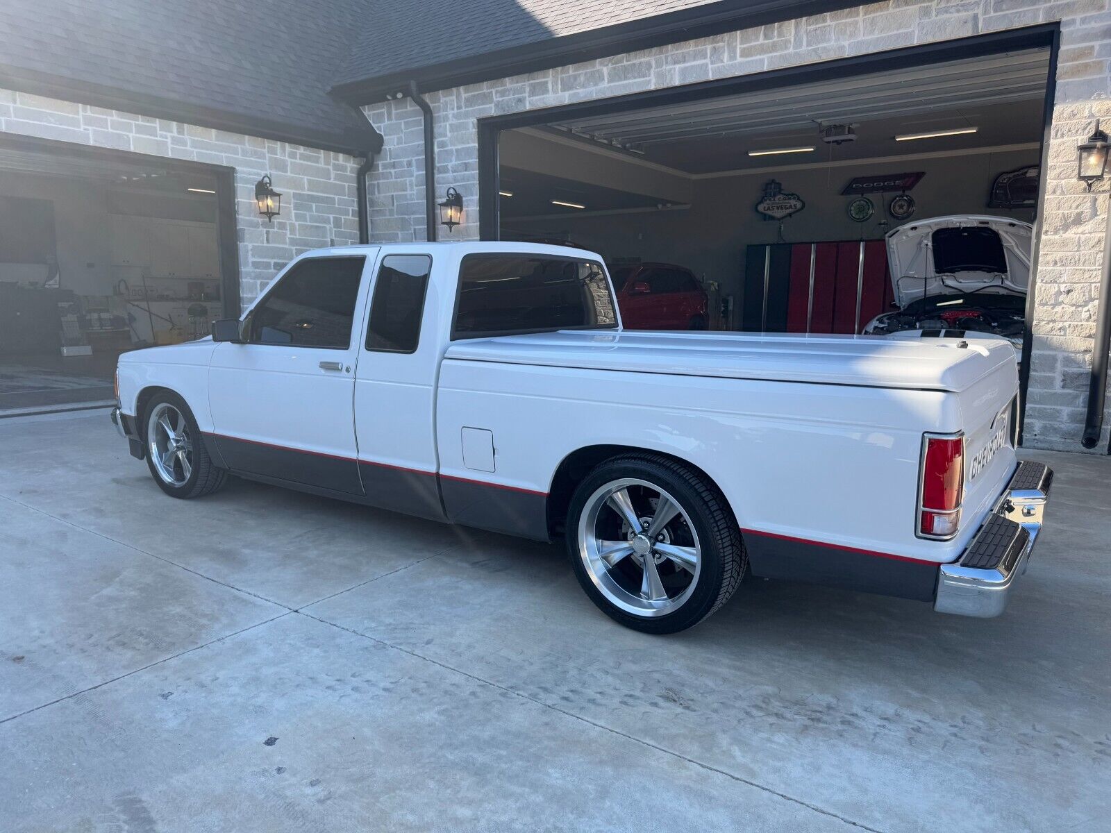 Chevrolet-S-10-1989-White-Red-3307-4