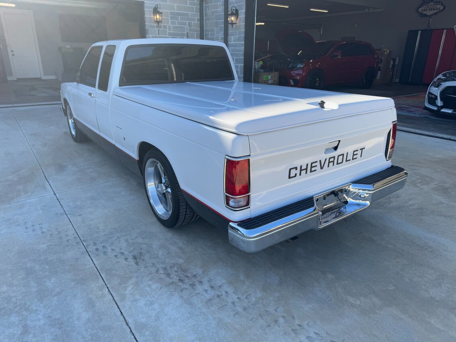 Chevrolet-S-10-1989-White-Red-3307-5