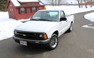 Chevrolet-S-10-1995-white-28611-1