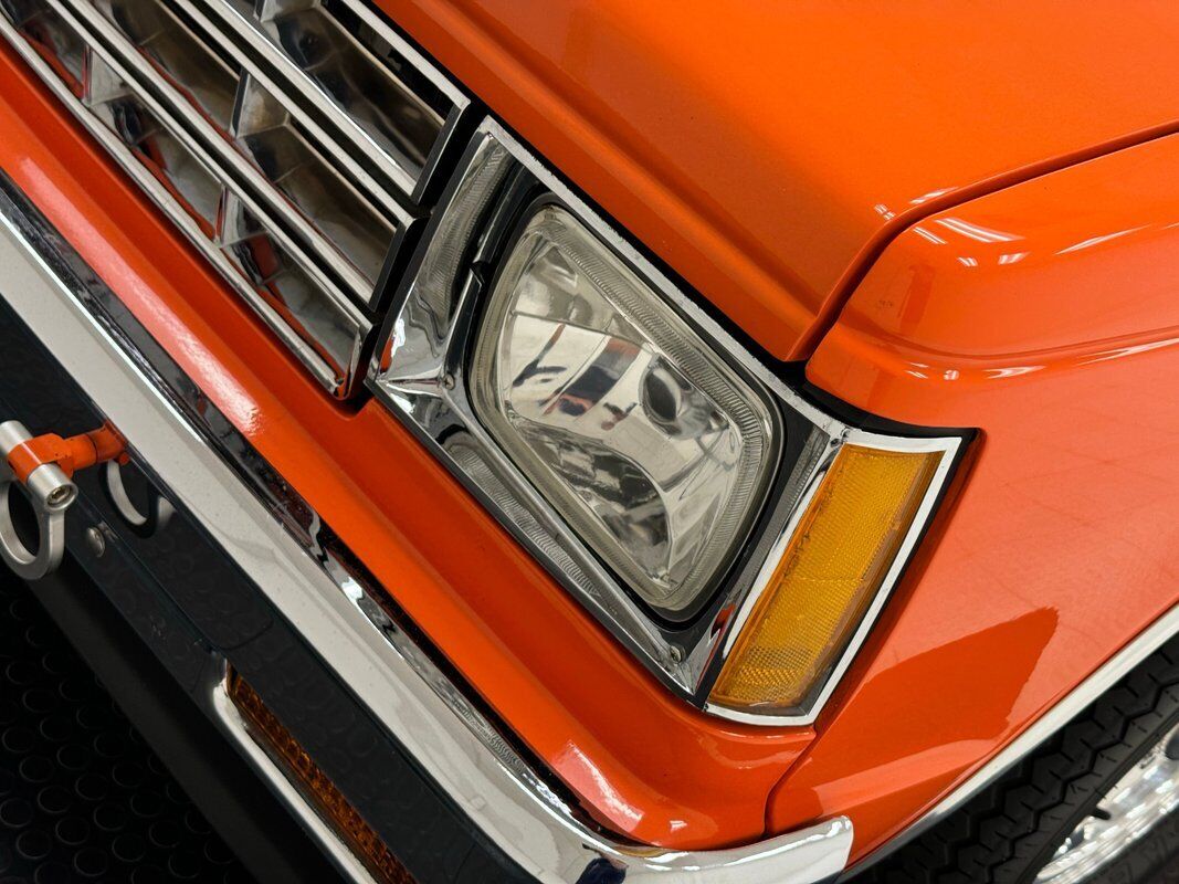 Chevrolet-S-10-Pickup-1989-Orange-Black-1331-9