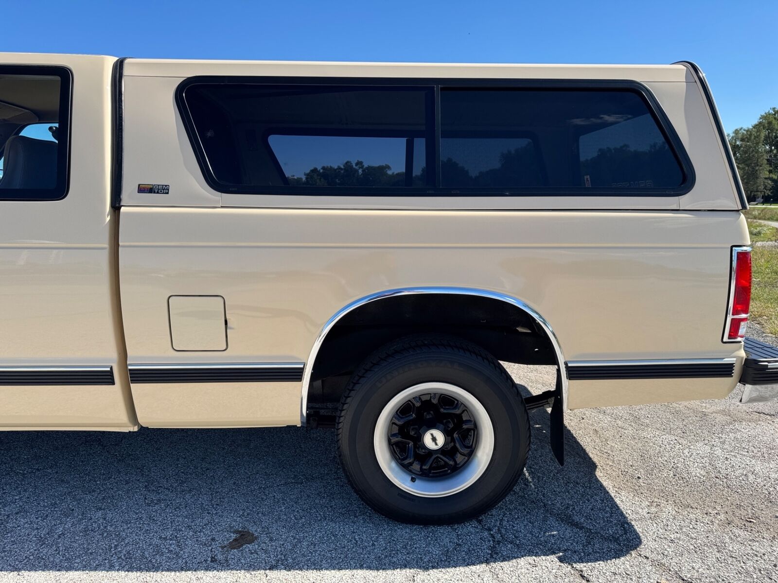 Chevrolet-S-10-Pickup-1991-Brown-Tan-96599-16