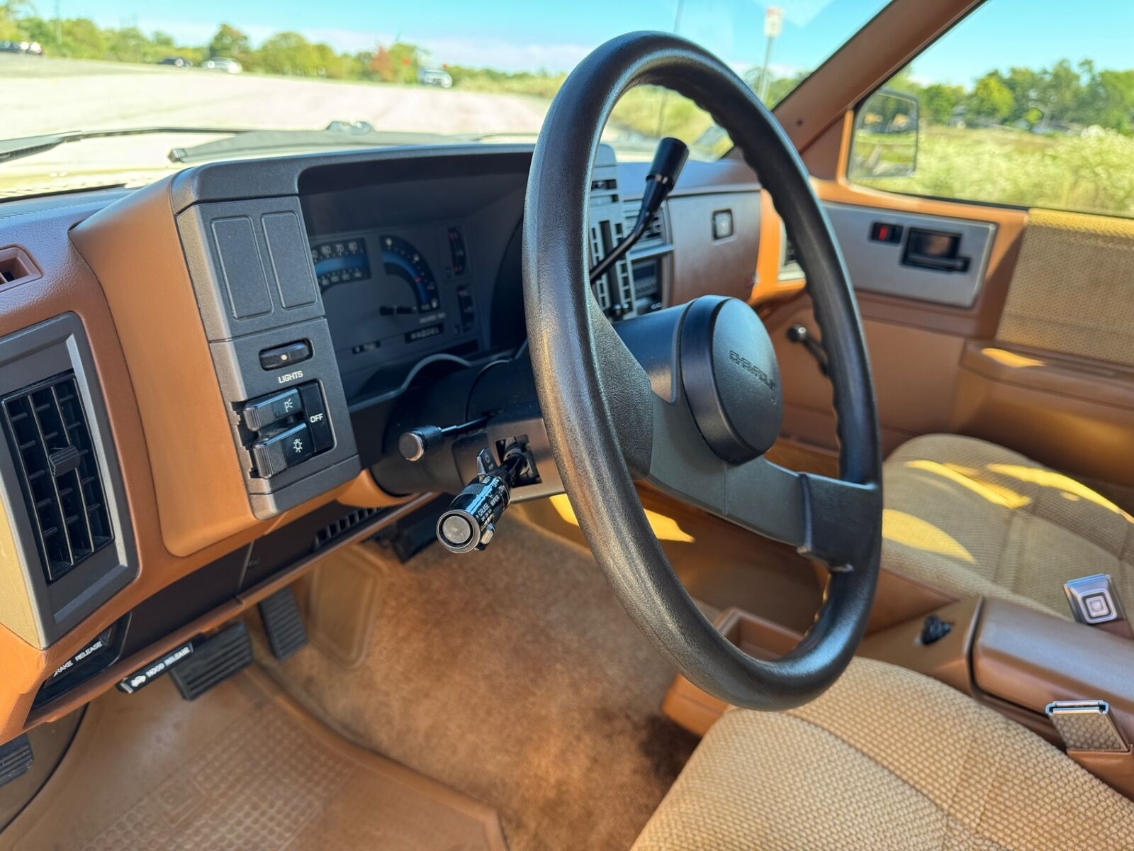 Chevrolet-S-10-Pickup-1991-Brown-Tan-96599-37