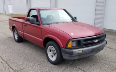 Chevrolet-S10-1995-red-805-1