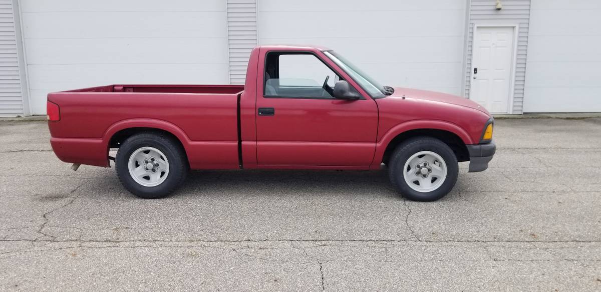 Chevrolet-S10-1995-red-805-2