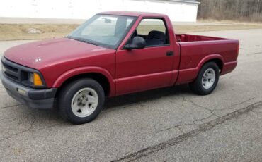 Chevrolet-S10-1995-red-805