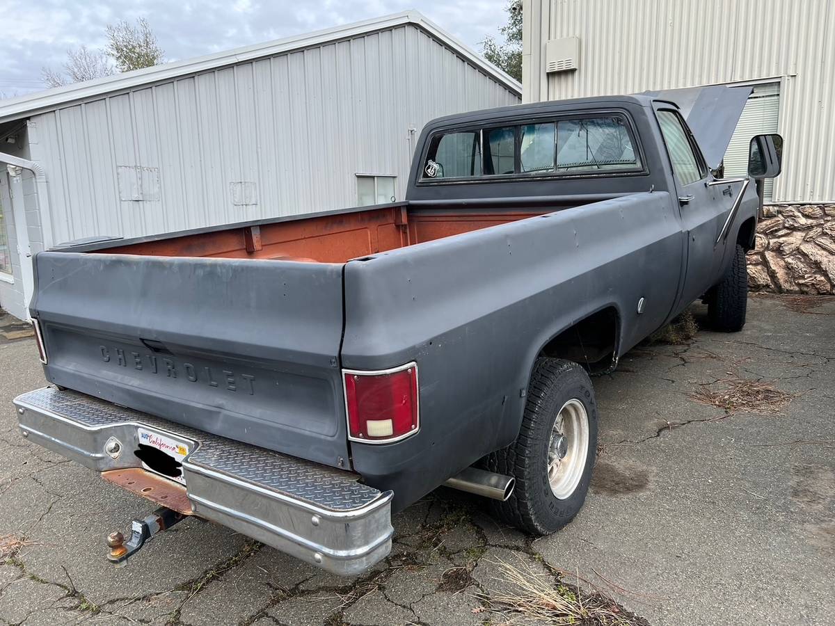 Chevrolet-Scottsdale-1978-black-72420-5