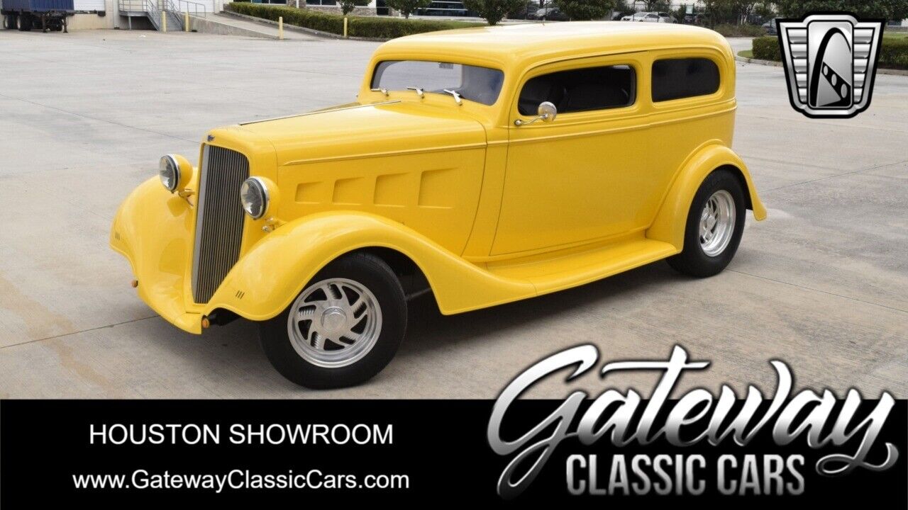 Chevrolet-Sedan-Delivery-Coupe-1934-Yellow-Gray-51061