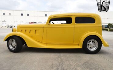 Chevrolet-Sedan-Delivery-Coupe-1934-Yellow-Gray-51061-33