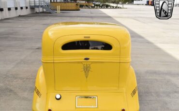 Chevrolet-Sedan-Delivery-Coupe-1934-Yellow-Gray-51061-37