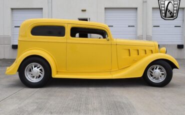 Chevrolet-Sedan-Delivery-Coupe-1934-Yellow-Gray-51061-5