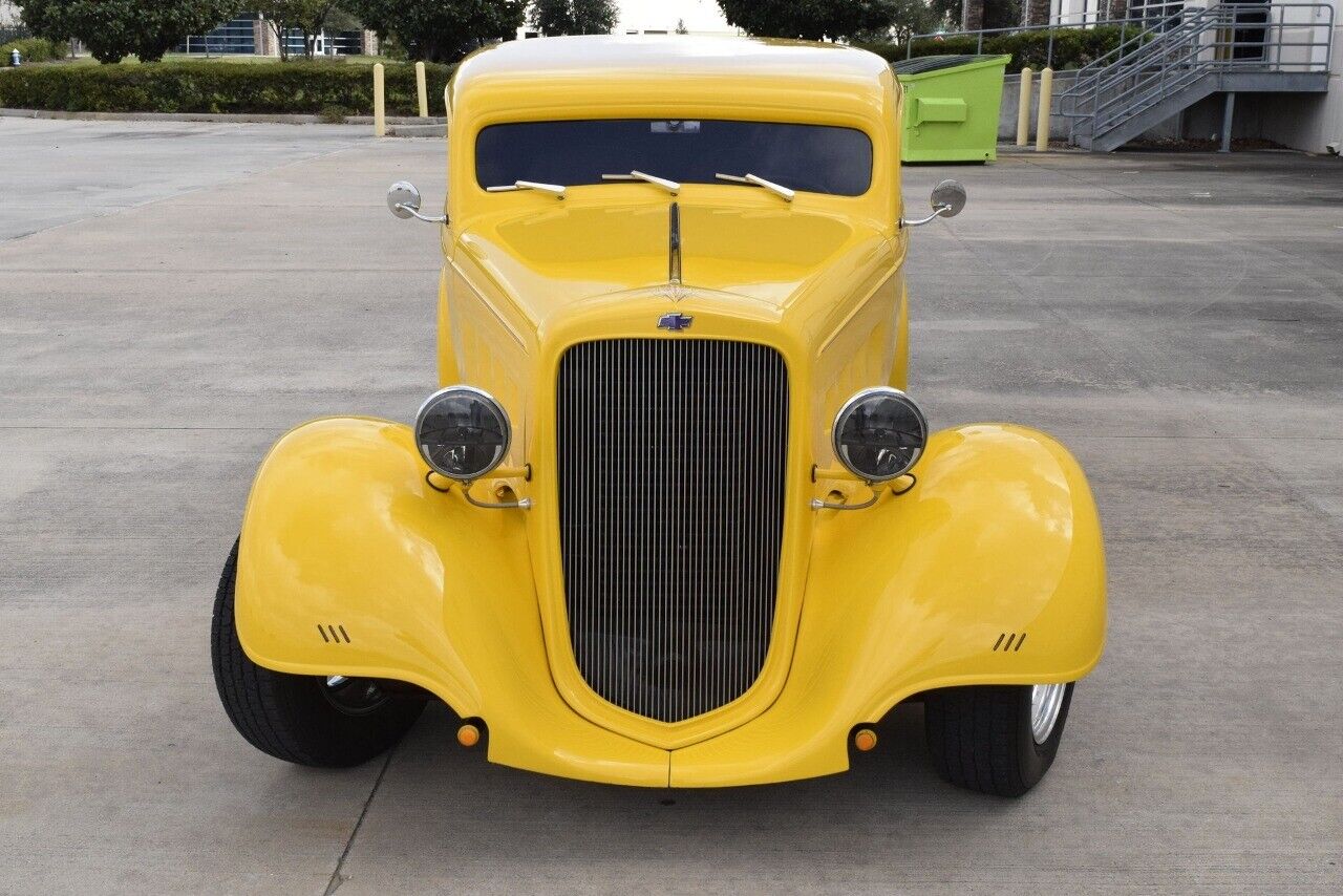 Chevrolet-Sedan-Delivery-Coupe-1934-Yellow-Gray-51061-6