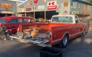 Chevrolet-Silverado-1500-1968-red-149794-17