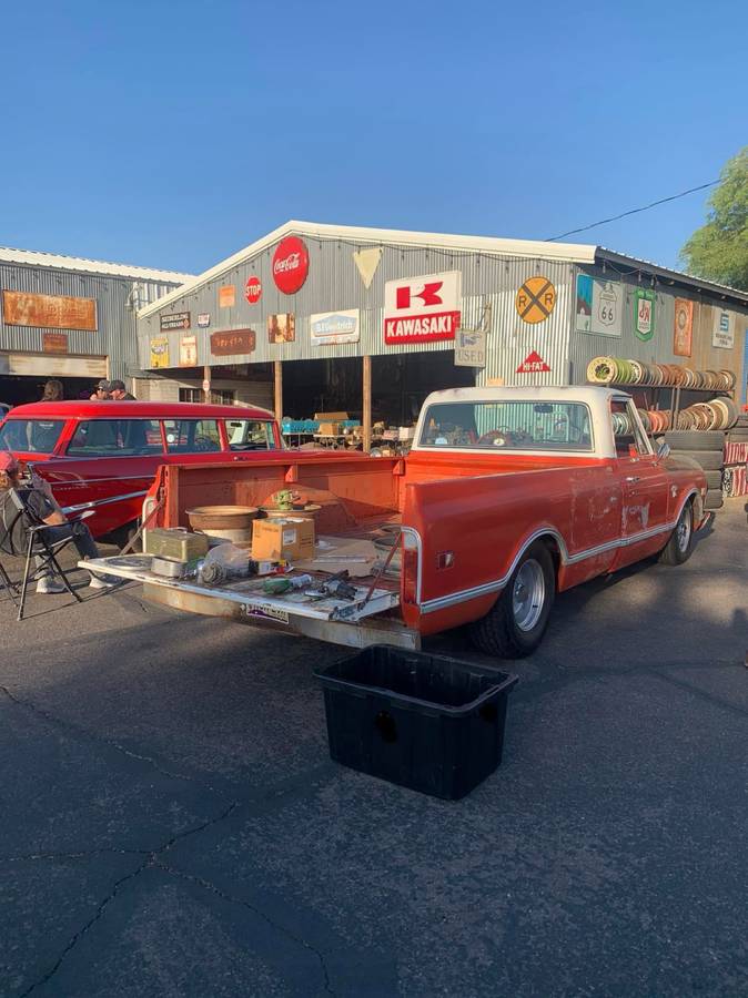 Chevrolet-Silverado-1500-1968-red-149794-17